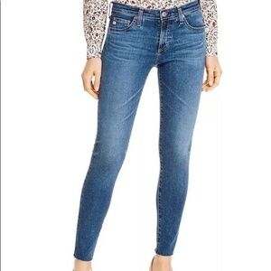 AG Jeans The Legging Raw Hem Ankle Skinny 28R Stretch
